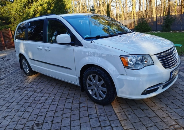 Chrysler Town &amp; Country cena 59000 przebieg: 209000, rok produkcji 2015 z Zagórz małe 29